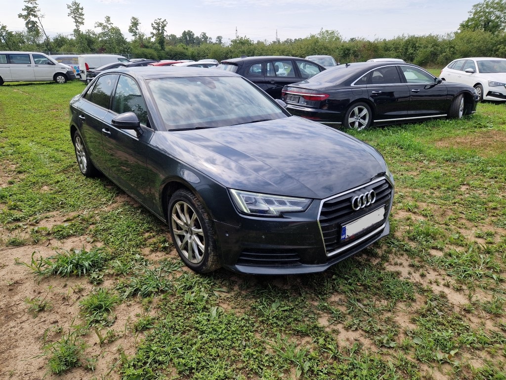 AUDI A4 2,0 TDI S tronic